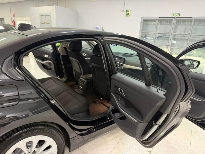 BMW 318D 2.0DA 150CV AUT MHEV