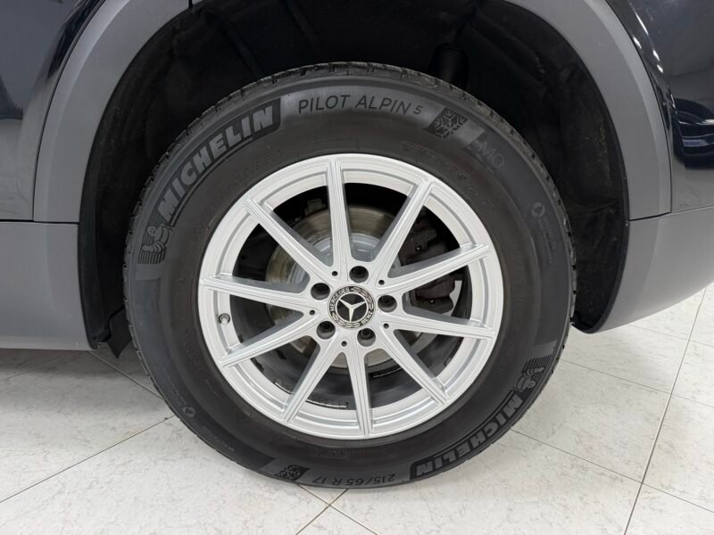 MERCEDES-BENZ GLB GLB200D 2.0D 150CV 8G-DCT