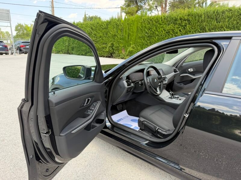 BMW 318D 2.0DA 150CV AUT MHEV