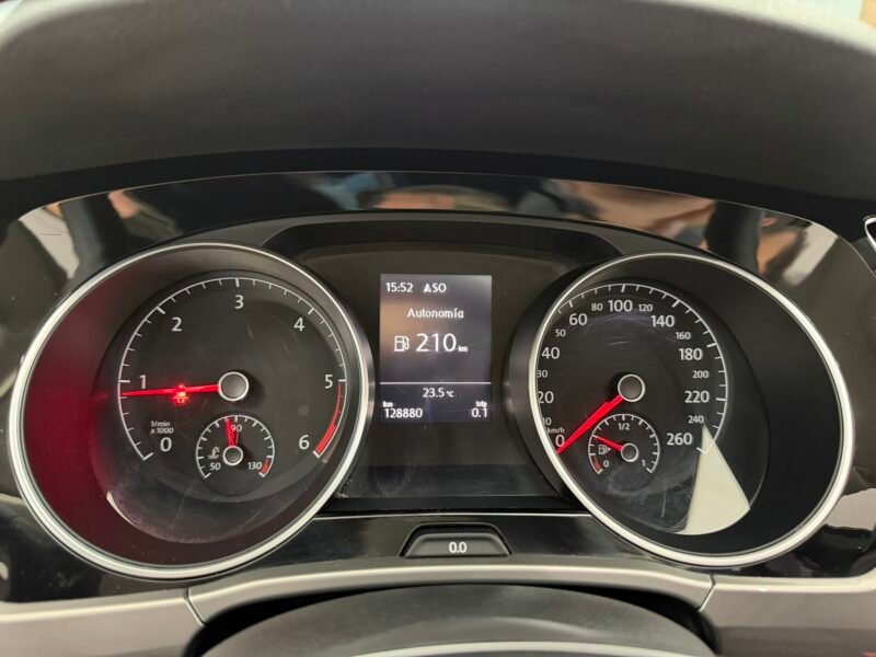 VOLKSWAGEN Touran 2.0TDI 122CV ADVANCE