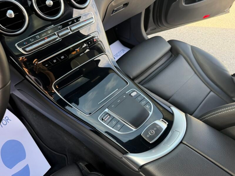 MERCEDES-BENZ GLC COUPE GLC300DE 4 MATIC 2.0D 306CV 9G-TRONIC