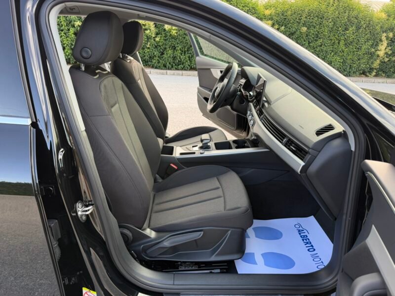 AUDI A4 Avant 30TDI 2.0TDI 136CV ADVANCED S-TRONIC MHEV