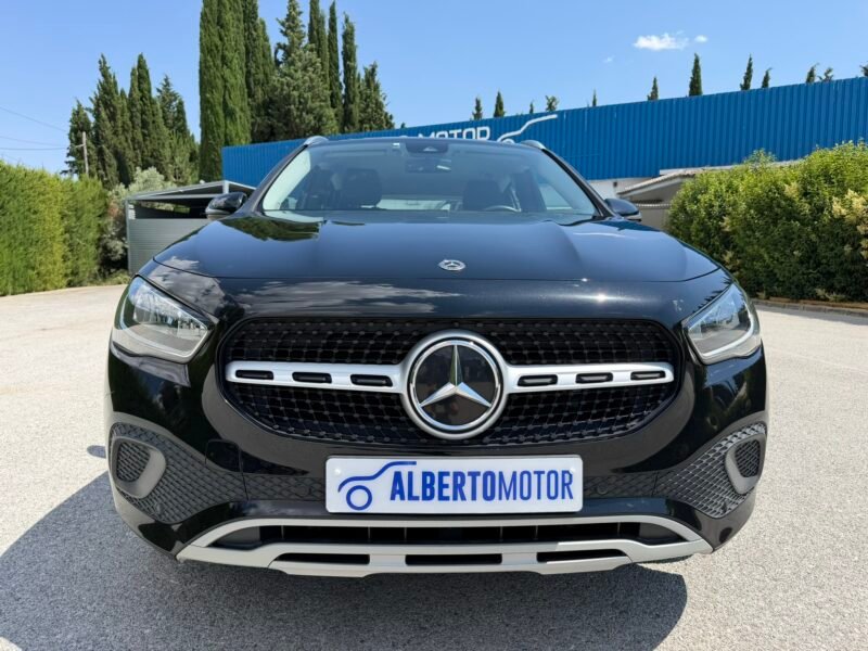MERCEDES-BENZ GLA GLA180D 2.0D 116CV 8G-DCT