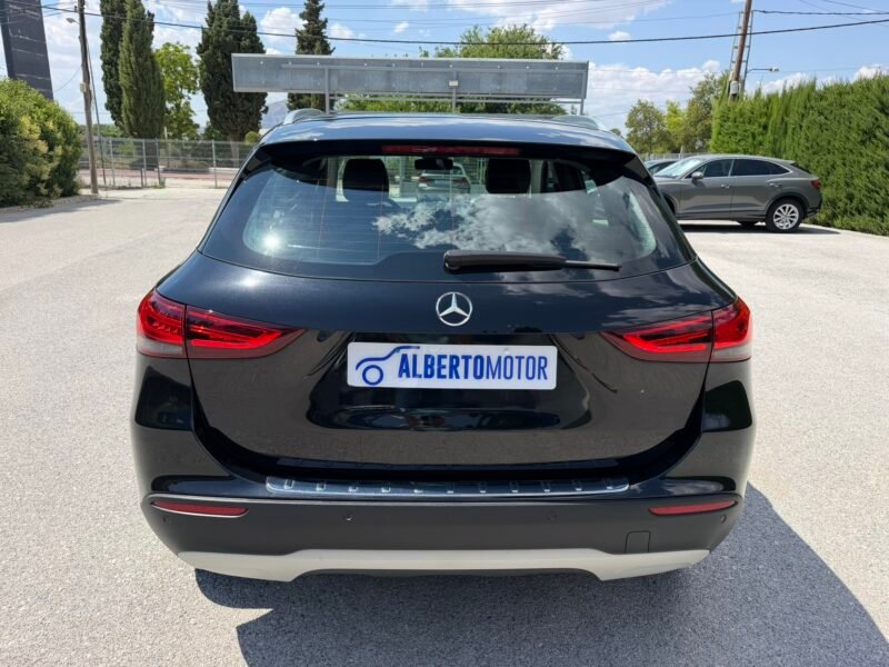 MERCEDES-BENZ GLA GLA180D 2.0D 116CV 8G-DCT