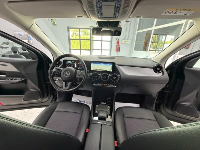 MERCEDES-BENZ GLA GLA180D 2.0D 116CV 8G-DCT