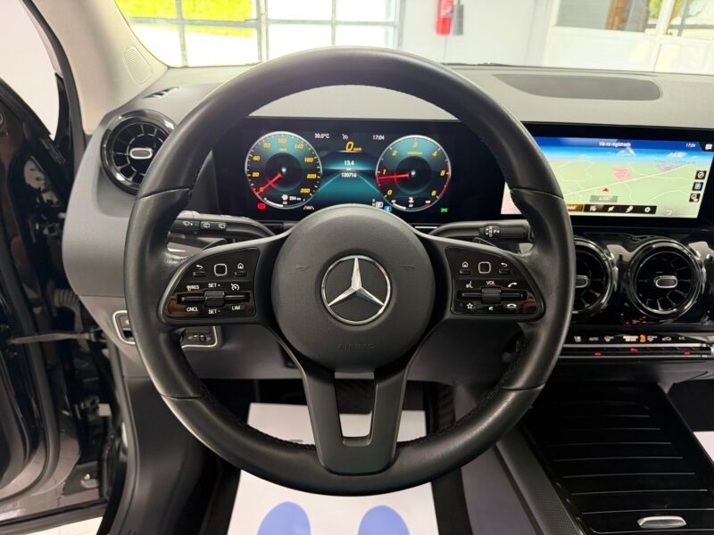 MERCEDES-BENZ GLA GLA180D 2.0D 116CV 8G-DCT