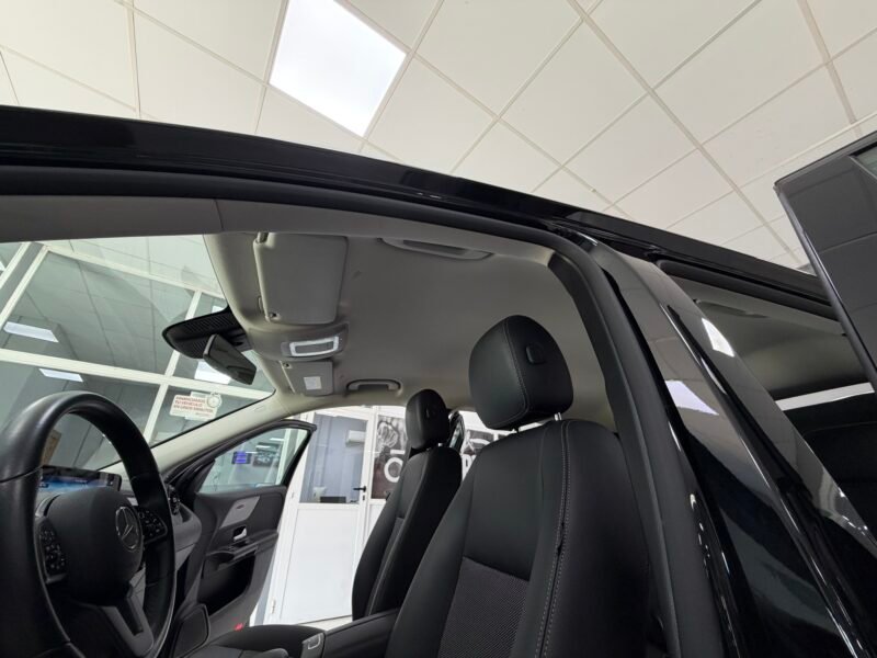 MERCEDES-BENZ GLA GLA180D 2.0D 116CV 8G-DCT