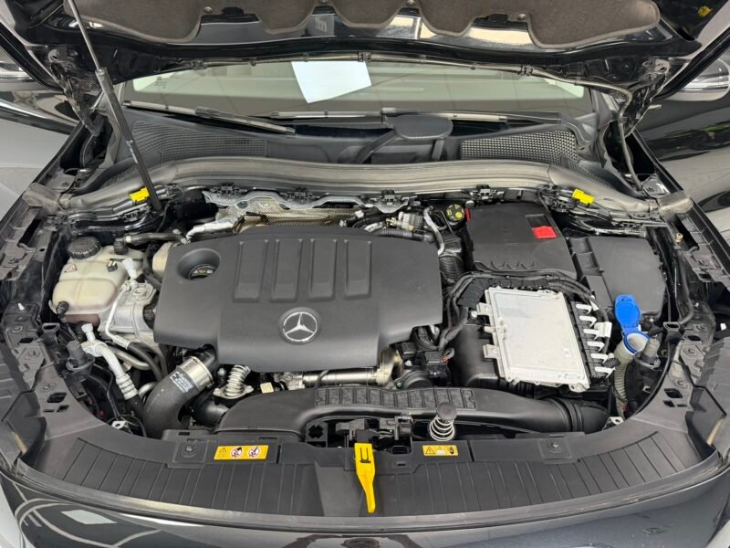 MERCEDES-BENZ GLA GLA180D 2.0D 116CV 8G-DCT
