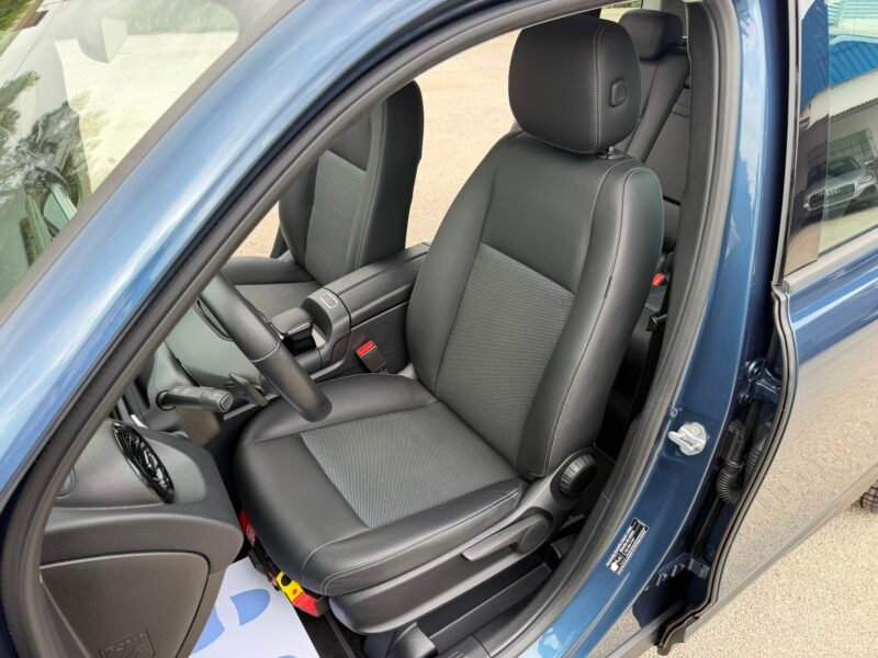 MERCEDES-BENZ GLB GLB200D 2.0D 150CV 8G-DCT