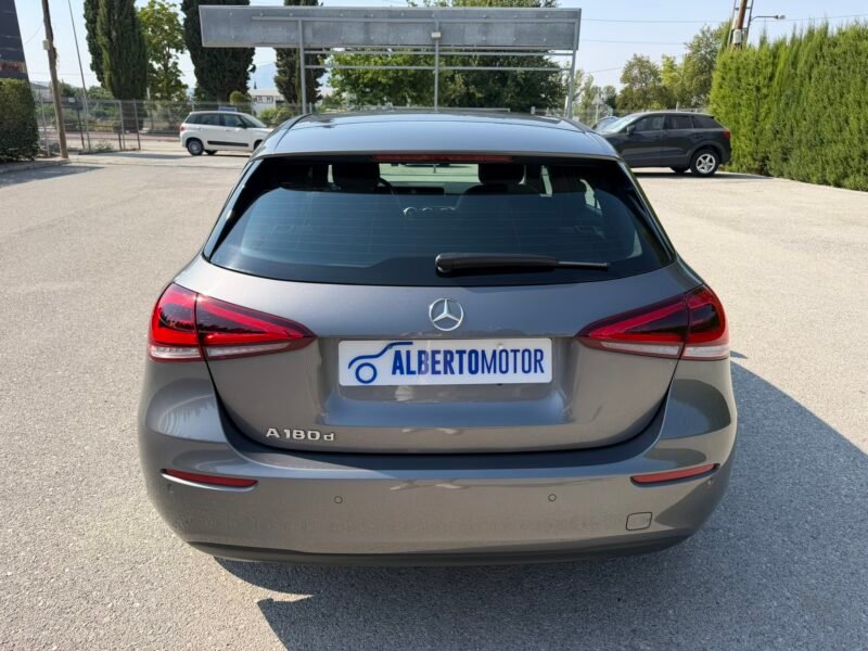 MERCEDES-BENZ A180D A180D 2.0D 116CV