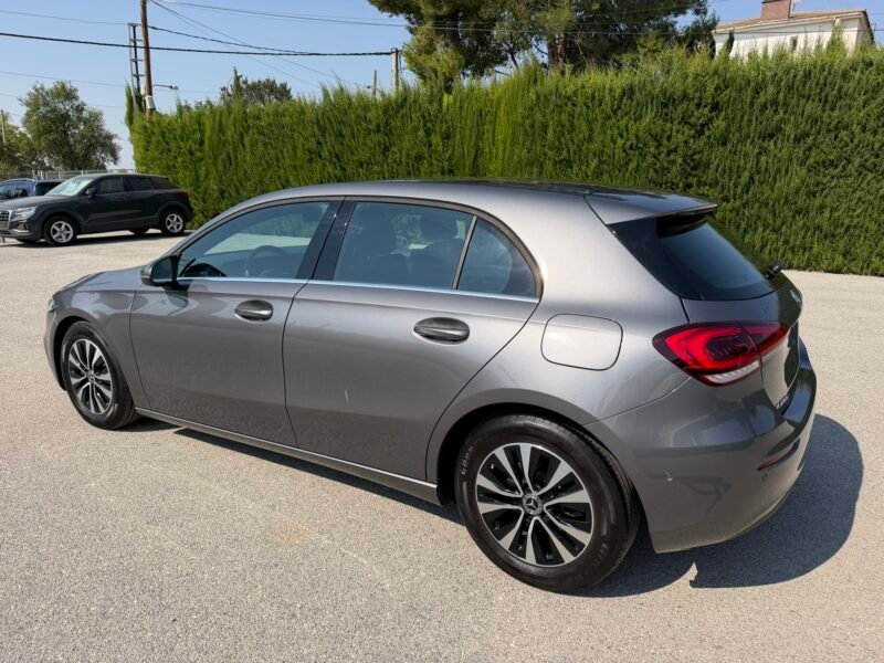 MERCEDES-BENZ A180D A180D 2.0D 116CV