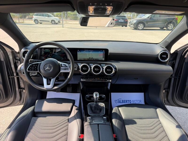 MERCEDES-BENZ A180D A180D 2.0D 116CV