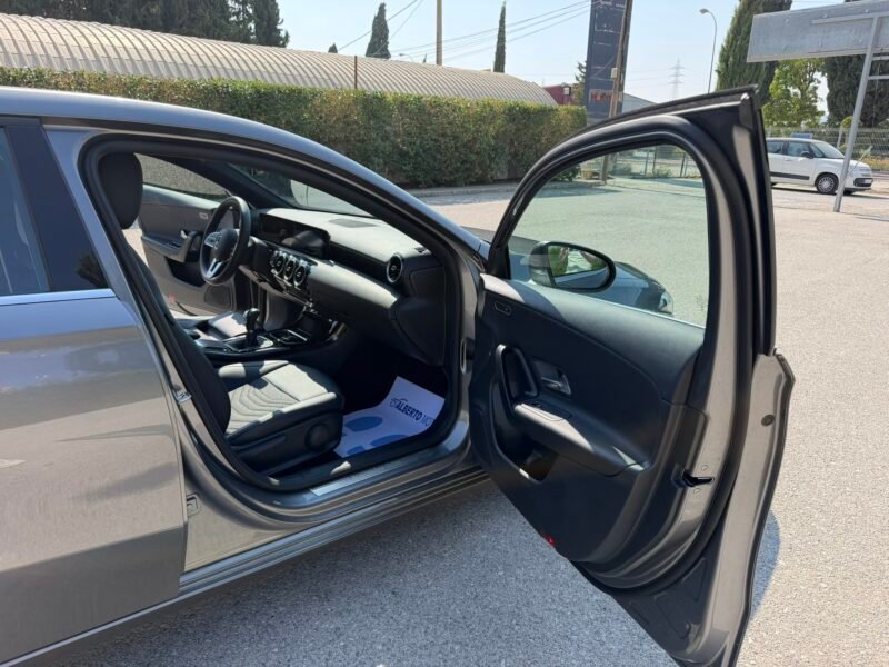 MERCEDES-BENZ A180D A180D 2.0D 116CV