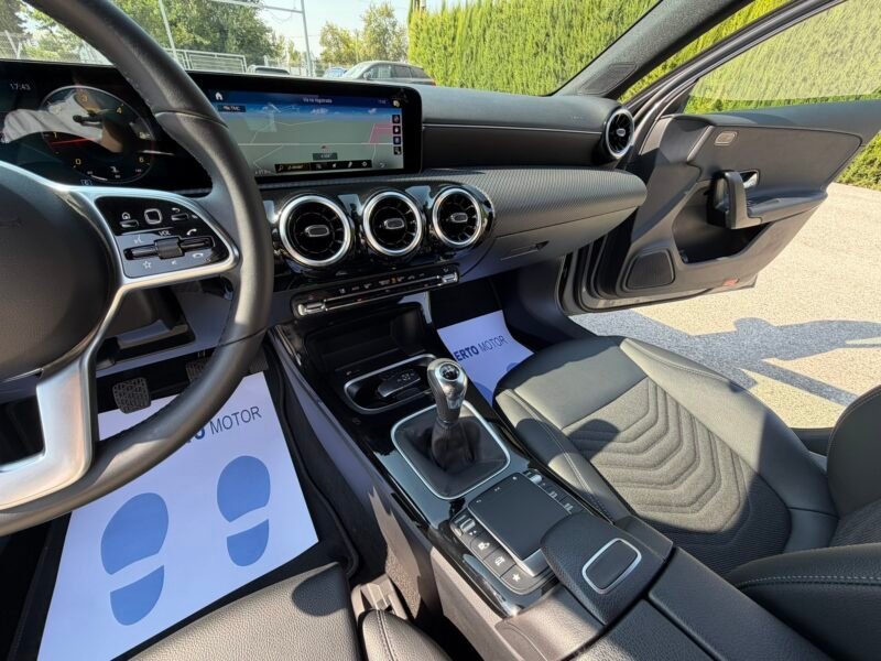 MERCEDES-BENZ A180D A180D 2.0D 116CV