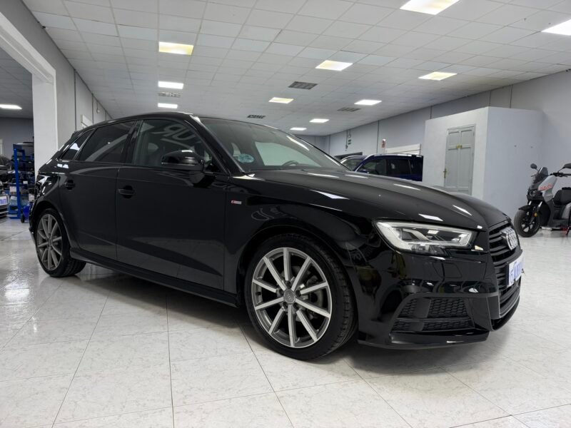 AUDI A3 30TDI 1.6TDI 116CV SPORTBACK S-LINE S-TRONIC