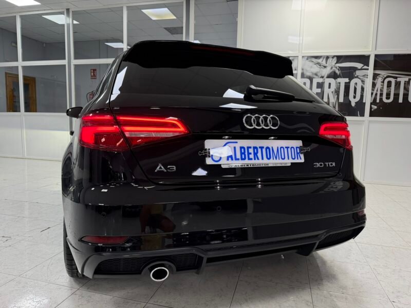 AUDI A3 30TDI 1.6TDI 116CV SPORTBACK S-LINE S-TRONIC