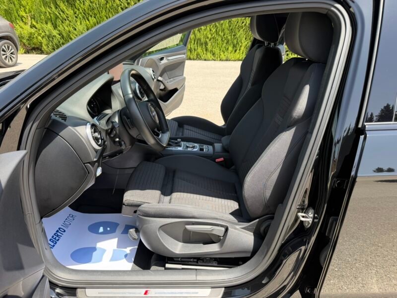 AUDI A3 30TDI 1.6TDI 116CV SPORTBACK S-LINE S-TRONIC