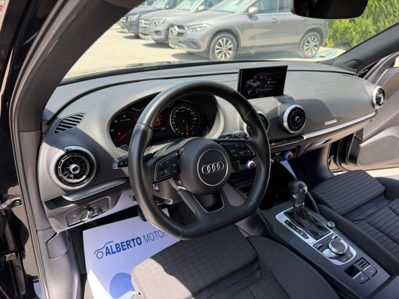 AUDI A3 30TDI 1.6TDI 116CV SPORTBACK S-LINE S-TRONIC