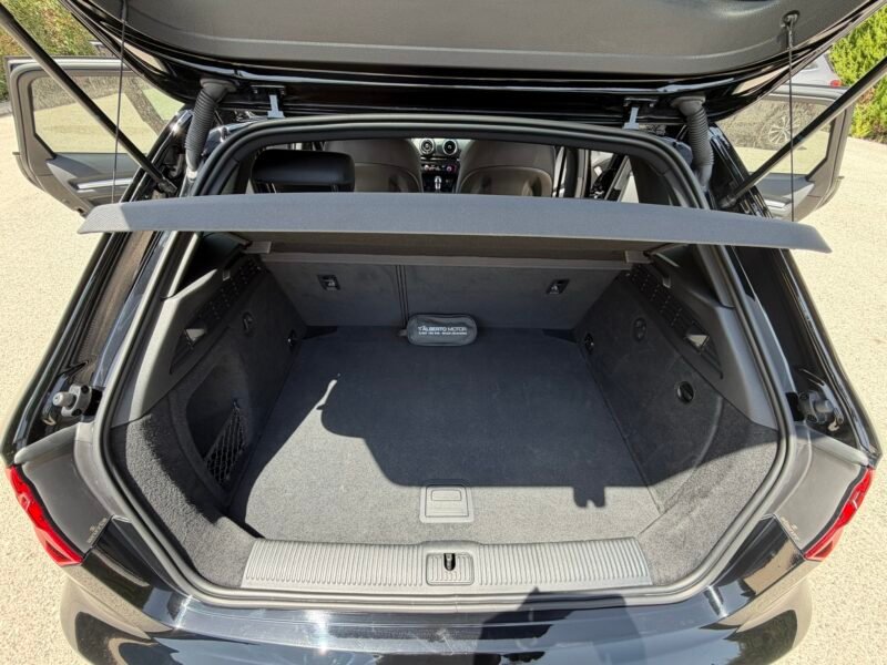 AUDI A3 30TDI 1.6TDI 116CV SPORTBACK S-LINE S-TRONIC
