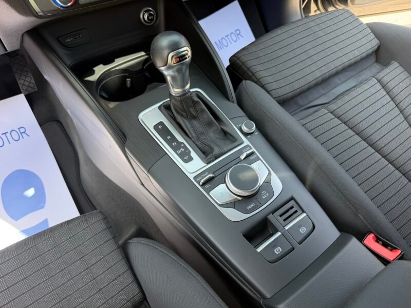 AUDI A3 30TDI 1.6TDI 116CV SPORTBACK S-LINE S-TRONIC
