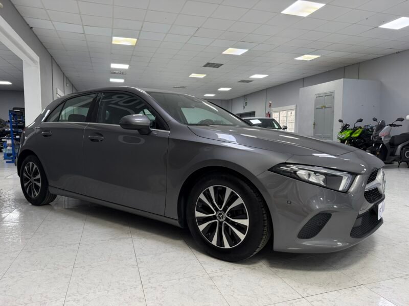 MERCEDES-BENZ A180D A180D 2.0D 116CV