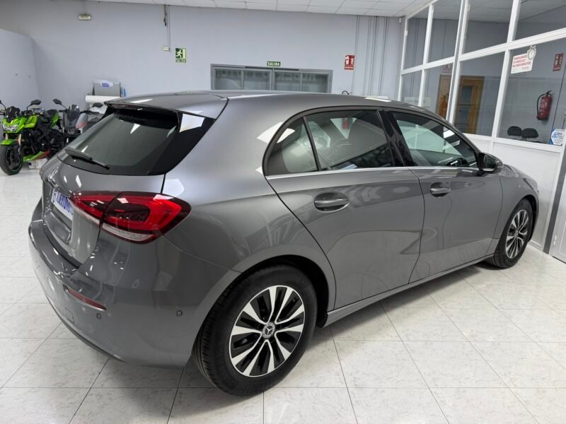 MERCEDES-BENZ A180D A180D 2.0D 116CV