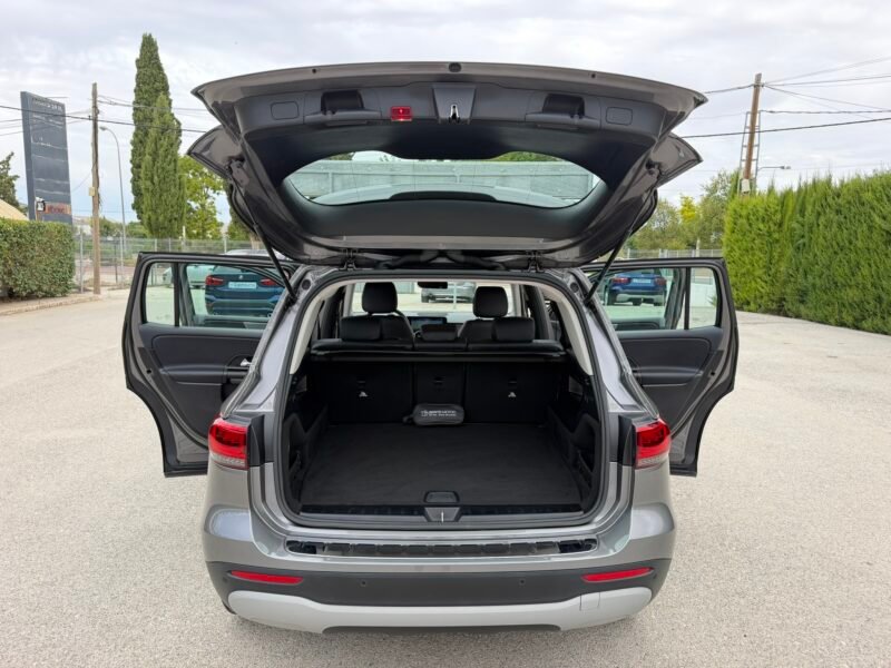 MERCEDES-BENZ GLB GLB180D 2.0D 116CV 8G-DCT