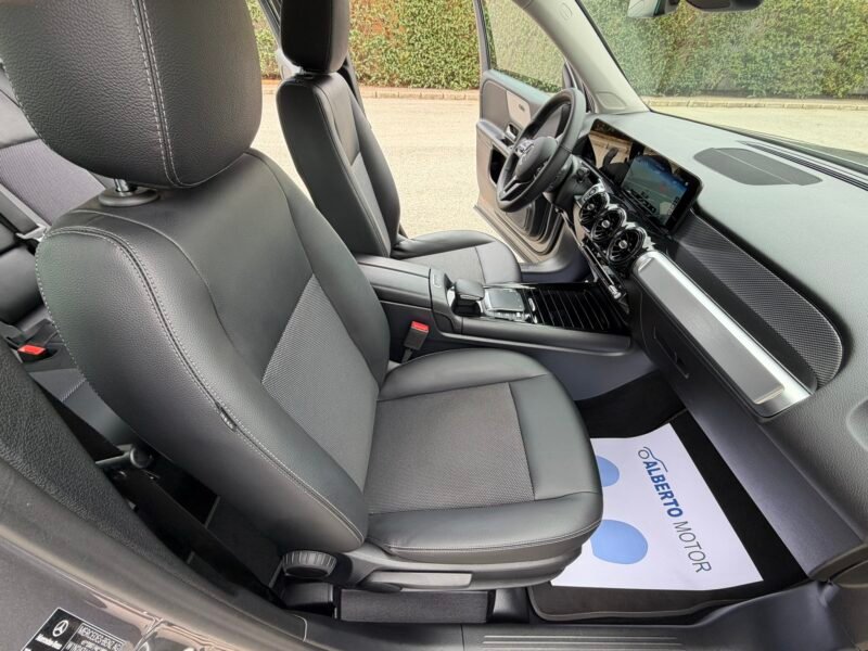 MERCEDES-BENZ GLB GLB180D 2.0D 116CV 8G-DCT