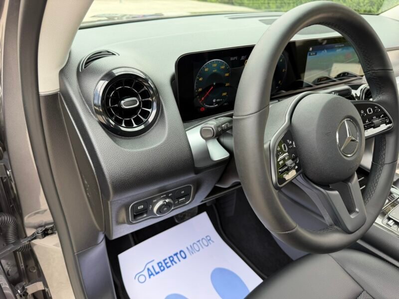 MERCEDES-BENZ GLB GLB180D 2.0D 116CV 8G-DCT