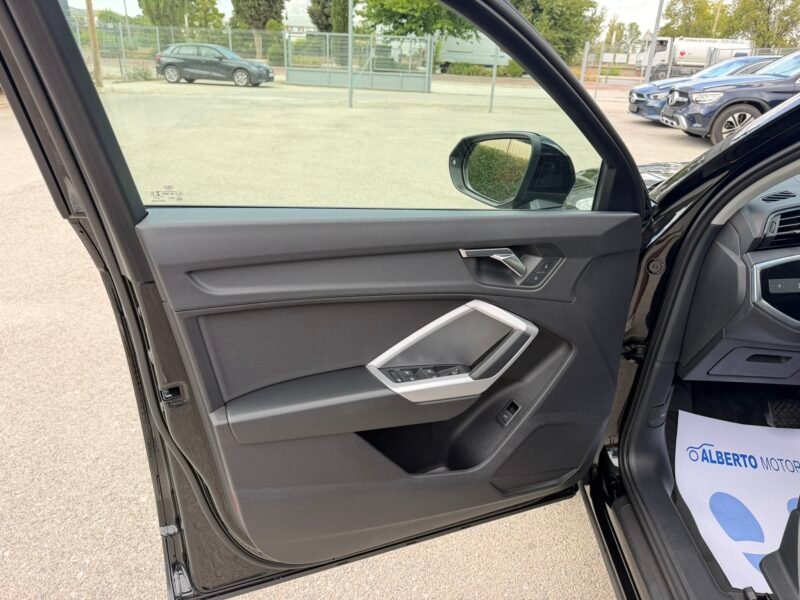 AUDI Q3 35TFSI 1.5TFSI 150CV S-TRONIC MHEV