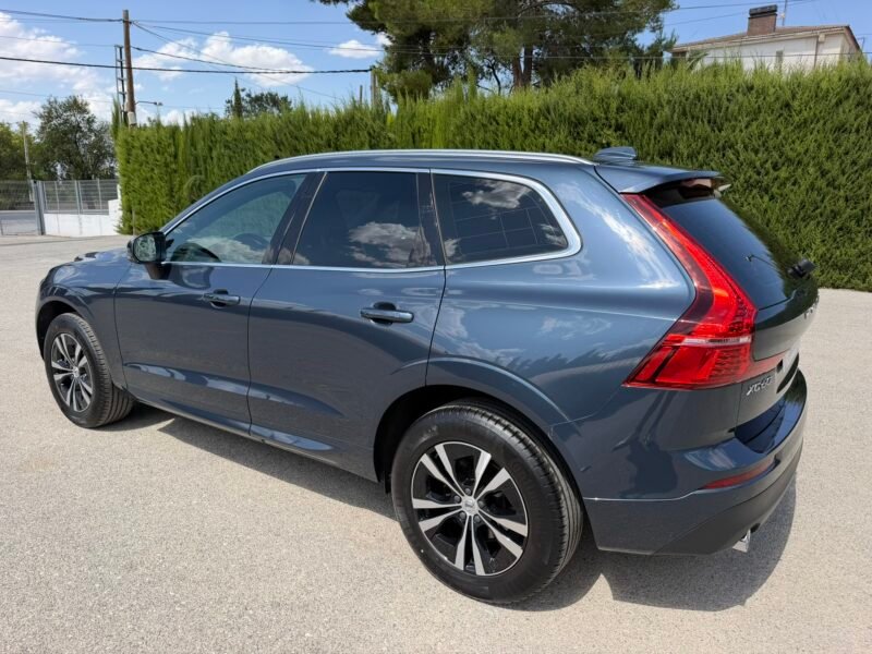 VOLVO XC60 2.0D3 150CV MOMENTUM PRO