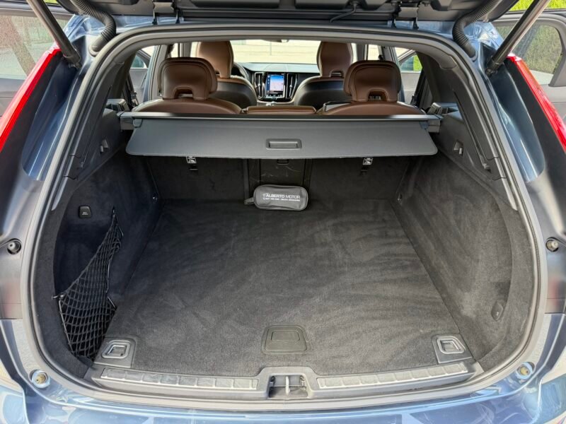 VOLVO XC60 2.0D3 150CV MOMENTUM PRO