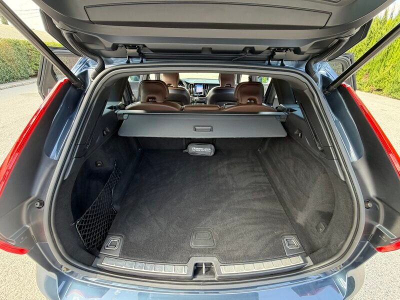 VOLVO XC60 2.0D3 150CV MOMENTUM PRO