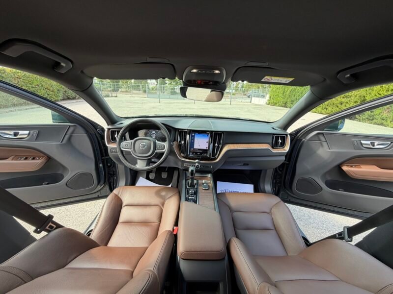 VOLVO XC60 2.0D3 150CV MOMENTUM PRO