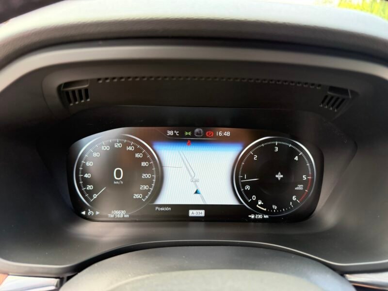 VOLVO XC60 2.0D3 150CV MOMENTUM PRO