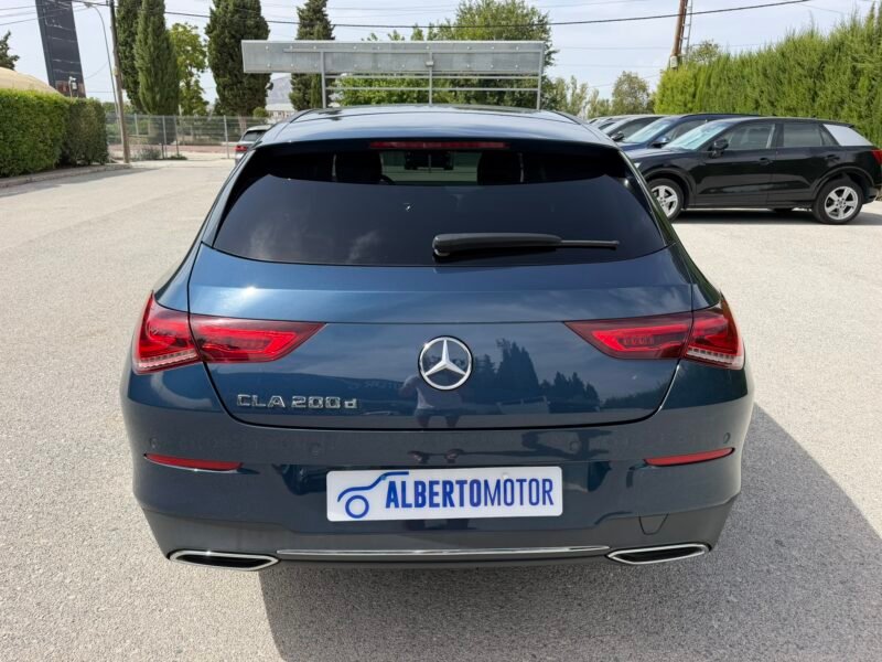 MERCEDES-BENZ CLA CLA200D SHOOTING BRAKE 2.0D 150CV 8G-DCT