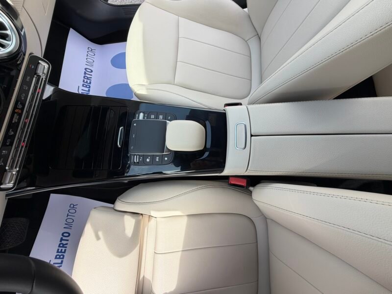 MERCEDES-BENZ CLA CLA200D SHOOTING BRAKE 2.0D 150CV 8G-DCT