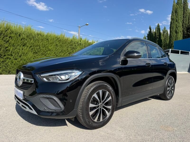 MERCEDES-BENZ GLA GLA180D 2.0D 116CV 8G-DCT