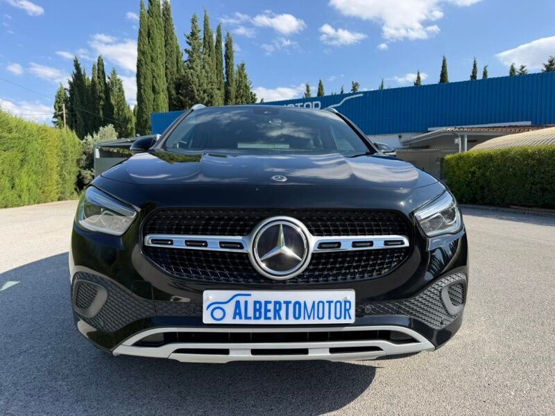 MERCEDES-BENZ GLA GLA180D 2.0D 116CV 8G-DCT