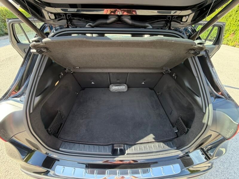 MERCEDES-BENZ GLA GLA180D 2.0D 116CV 8G-DCT