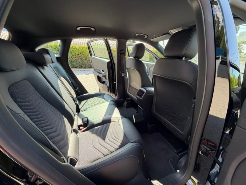 MERCEDES-BENZ GLA GLA180D 2.0D 116CV 8G-DCT