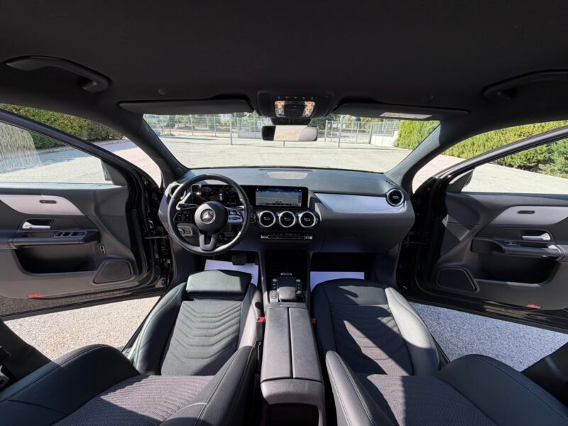MERCEDES-BENZ GLA GLA180D 2.0D 116CV 8G-DCT