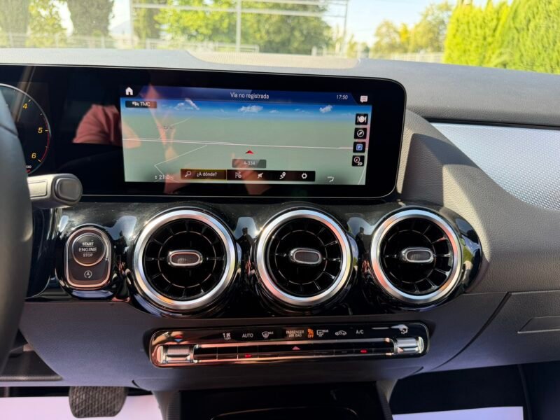 MERCEDES-BENZ GLA GLA180D 2.0D 116CV 8G-DCT