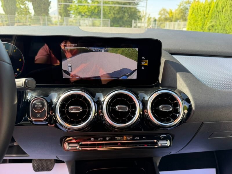 MERCEDES-BENZ GLA GLA180D 2.0D 116CV 8G-DCT