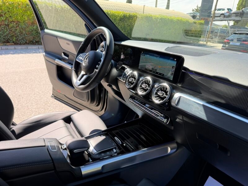 MERCEDES-BENZ GLB GLB180D 2.0D 116CV 8G-DCT