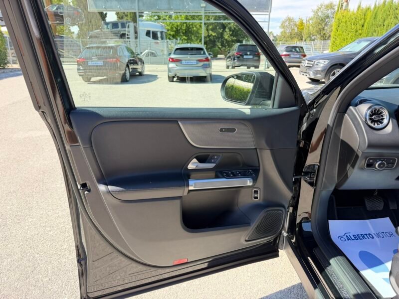 MERCEDES-BENZ GLB GLB180D 2.0D 116CV 8G-DCT