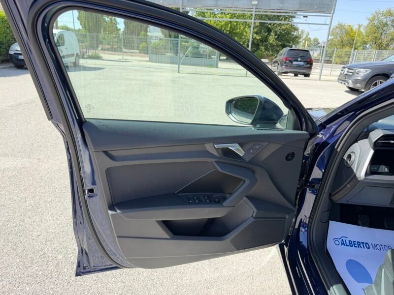 AUDI A3 30TDI 2.0TDI 116CV SPORTBACK