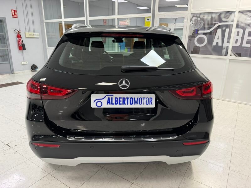 MERCEDES-BENZ GLA GLA180D 2.0D 116CV 8G-DCT