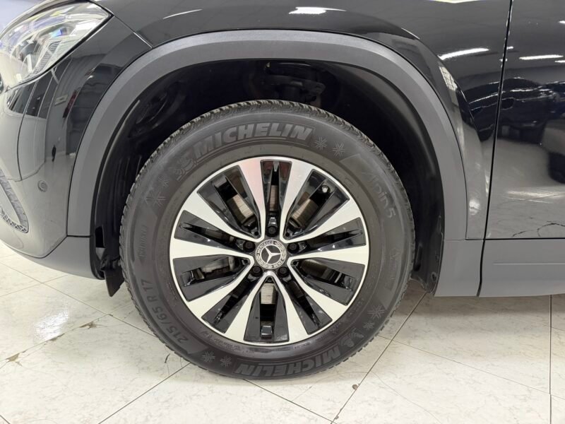 MERCEDES-BENZ GLA GLA180D 2.0D 116CV 8G-DCT
