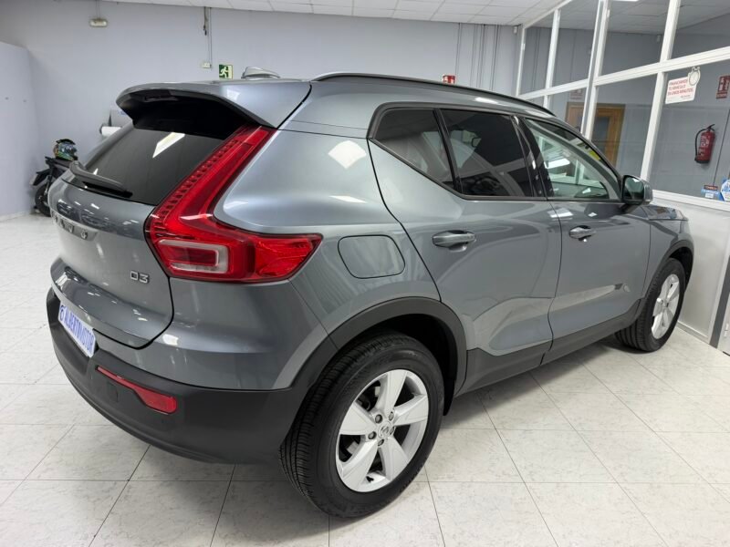 VOLVO XC40 2.0D3 150CV MOMENTUM